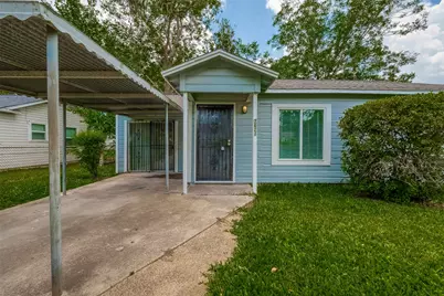 7621 Sundown Drive, Houston, TX 77028 - Photo 3
