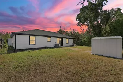 5711 Thrush Drive, Houston, TX 77033 - Photo 35