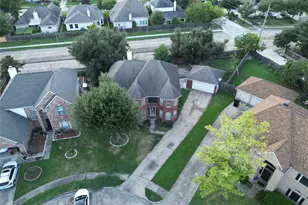 2906 Little Branch Ct, Houston, TX 77082 - Photo 3