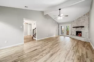 3223 Park Garden Dr, Houston, TX 77339 - Photo 5