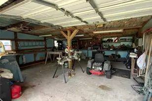 160 Tupelo S, Palacios, TX 77465 - Photo 15