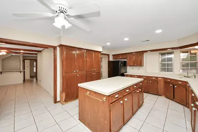 13903 Charlynn Oaks Drive, Houston, TX 77070 - Photo 11