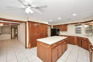 13903 Charlynn Oaks Dr, Houston, TX 77070 - Photo 11