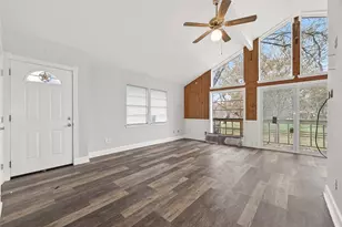 710 Pony Ln, Wallis, TX 77485 - Photo 13