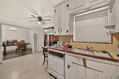 10410 Moorberry Lane, Houston, TX 77043 - Photo 13