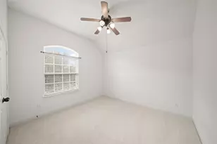 9210 Cold Hollow Ln, Missouri City, TX 77459 - Photo 35