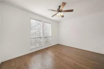 9210 Cold Hollow Lane, Missouri City, TX 77459 - Photo 9