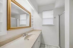 11926 Waldemar Dr, Houston, TX 77077 - Photo 15