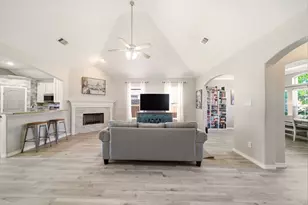 1060 Brigid Ct, Dickinson, TX 77539 - Photo 5
