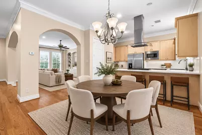 118 Oak Place Drive, Houston, TX 77006 - Photo 11
