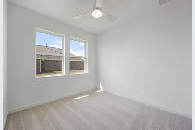 218 Dunovant Drive, Sealy, TX 77474 - Photo 7