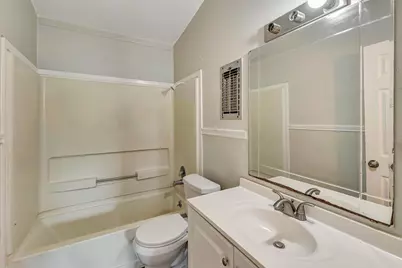611 Sarah Street, Edna, TX 77957 - Photo 25