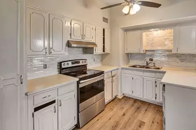 611 Sarah Street, Edna, TX 77957 - Photo 19