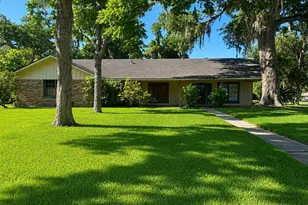 131 Daisy St, Lake Jackson, TX 77566 - Photo 21
