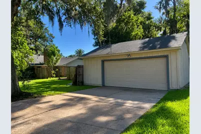 131 Daisy Street, Lake Jackson, TX 77566 - Photo 7