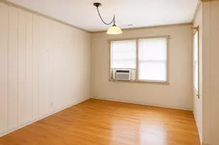 131 Daisy St, Lake Jackson, TX 77566 - Photo 9