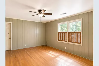 131 Daisy Street, Lake Jackson, TX 77566 - Photo 17