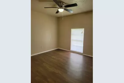 9915 Towne Brook Lane, Sugar Land, TX 77498 - Photo 19