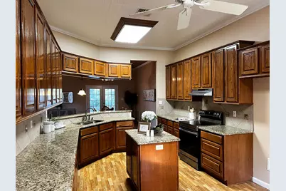 730 Panorama Road, La Grange, TX 78945 - Photo 3
