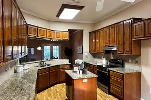 730 Panorama Rd, La Grange, TX 78945 - Photo 3