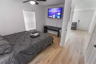 2820 Blodgett St, Houston, TX 77004 - Photo 15