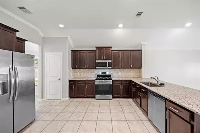 2919 Twin Cove Court Court, Conroe, TX 77301 - Photo 9