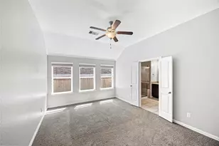 2919 Twin Cove Ct Ct, Conroe, TX 77301 - Photo 17