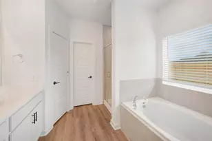 10204 Burton Path, Montgomery, TX 77316 - Photo 13
