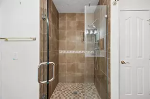 403 Primrose Ln, League City, TX 77573 - Photo 15