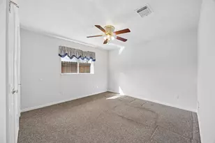 403 Primrose Ln, League City, TX 77573 - Photo 19