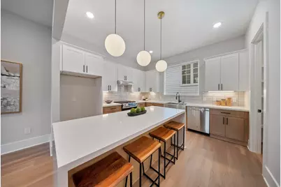 3516 Piney Woods Dr, Houston, TX 77018 - Photo 3