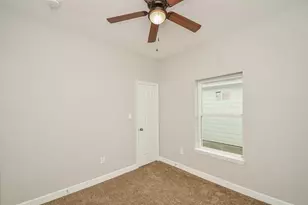 5621 Tommye St, Houston, TX 77028 - Photo 13