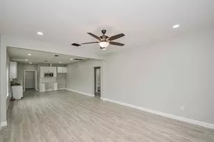 5621 Tommye St, Houston, TX 77028 - Photo 15