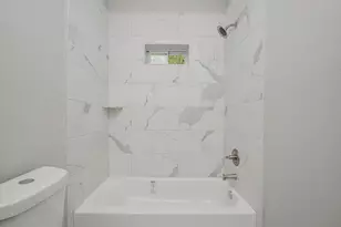 5621 Tommye St, Houston, TX 77028 - Photo 5