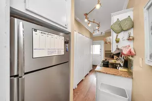505 W Polk St, Houston, TX 77019 - Photo 11