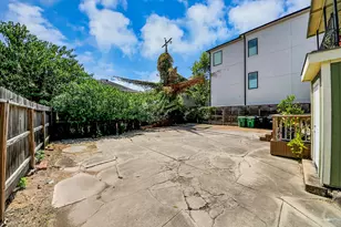 505 W Polk St, Houston, TX 77019 - Photo 31