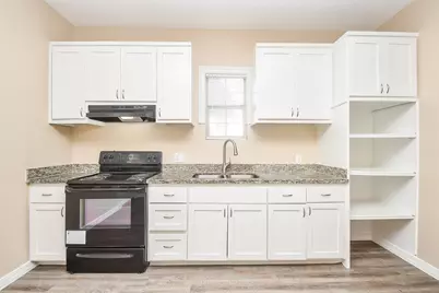 4301 Gregory Street, Houston, TX 77026 - Photo 3