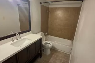 8334 Jorine Dr, Houston, TX 77036 - Photo 7