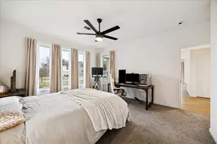 2423 1st St, Stafford, TX 77477 - Photo 17