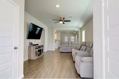 14026 Chinook Drive, Conroe, TX 77384 - Photo 7