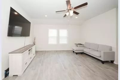 2407 Divot Lane, Navasota, TX 77868 - Photo 19