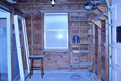 1630 Montezuma Street, Columbus, TX 78934 - Photo 37