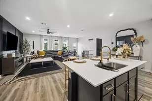 3034 Crown Gate Dr, Houston, TX 77047 - Photo 11