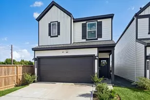 3034 Crown Gate Dr, Houston, TX 77047 - Photo 1