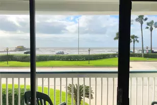 6102 Seawall Blvd, Galveston, TX 77551 - Photo 41