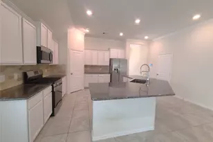 412 Auburn Pines Dr, Montgomery, TX 77316 - Photo 3