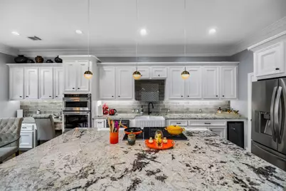 26 Stalynn Lane, Houston, TX 77027 - Photo 13