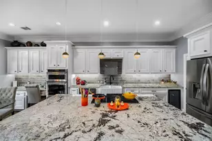 26 Stalynn Ln, Houston, TX 77027 - Photo 13