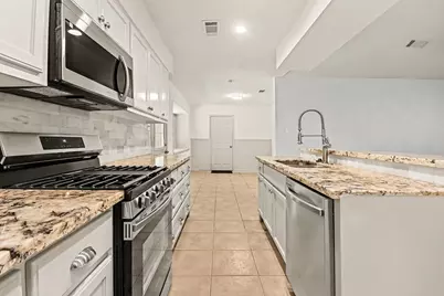 3110 Eastwick Lane, La Porte, TX 77571 - Photo 9