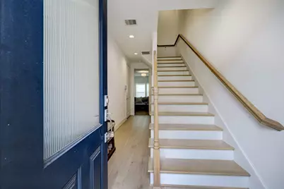 10923 Grove Tree Lane, Houston, TX 77043 - Photo 3